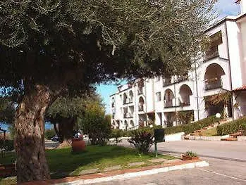 L'uliveto ג'ויוזה מריאה